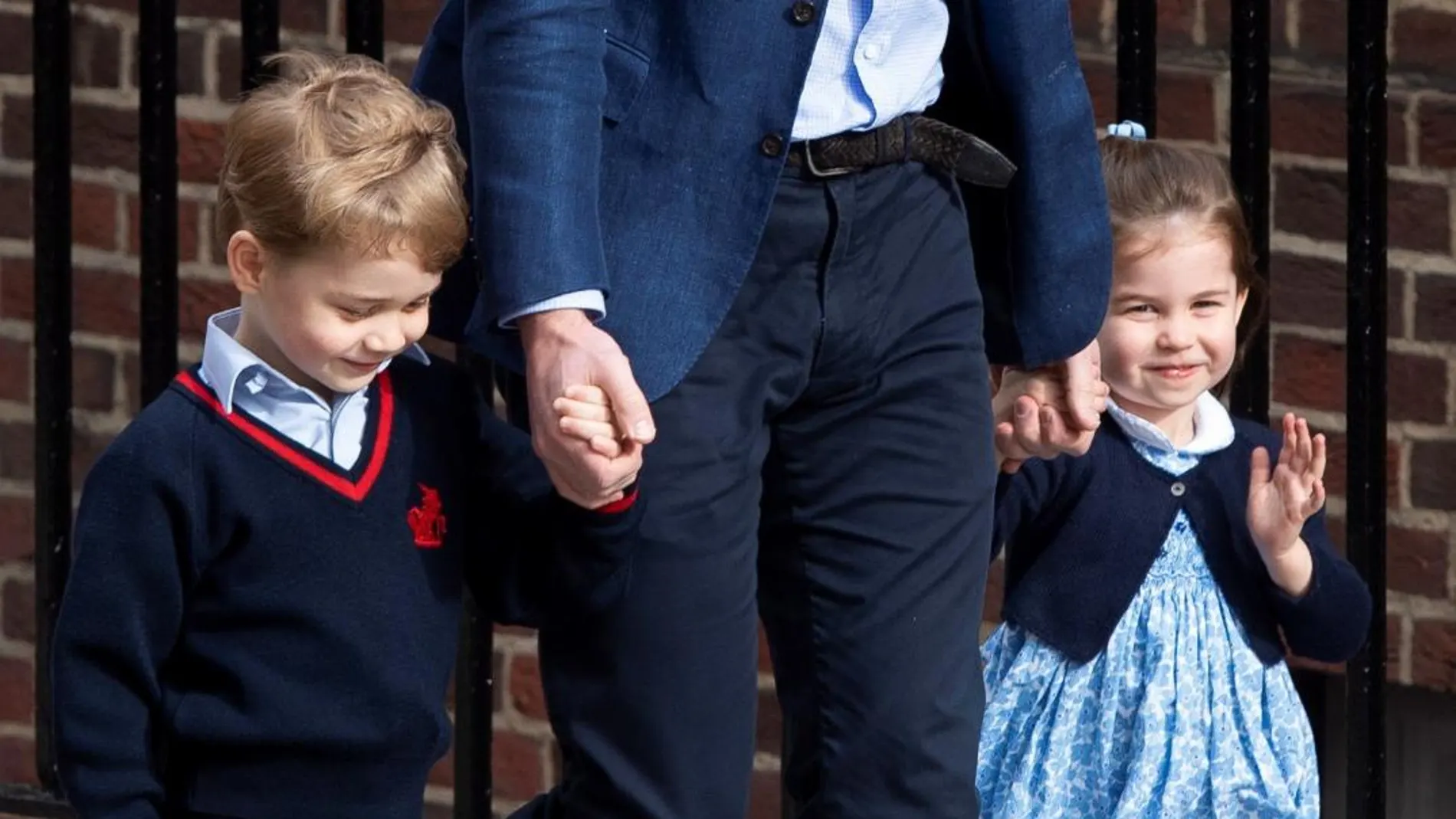 El príncipe Jorge y la princesa Carlota, paje y dama de honor