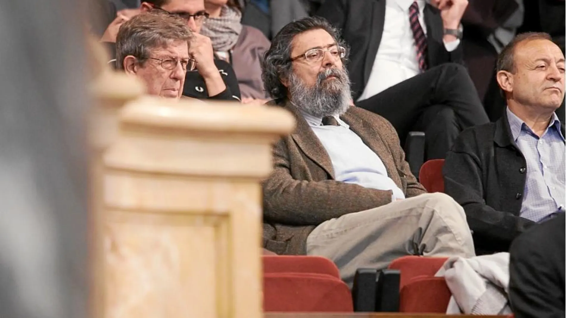 El presidente de Convivencia Cívica, Francisco Caja, ayer en el Parlament