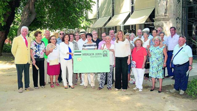 Susana Díaz, presidió el acto de celebración del 15 aniversario de la tarjeta «Andalucía Junta sesentaycinco».