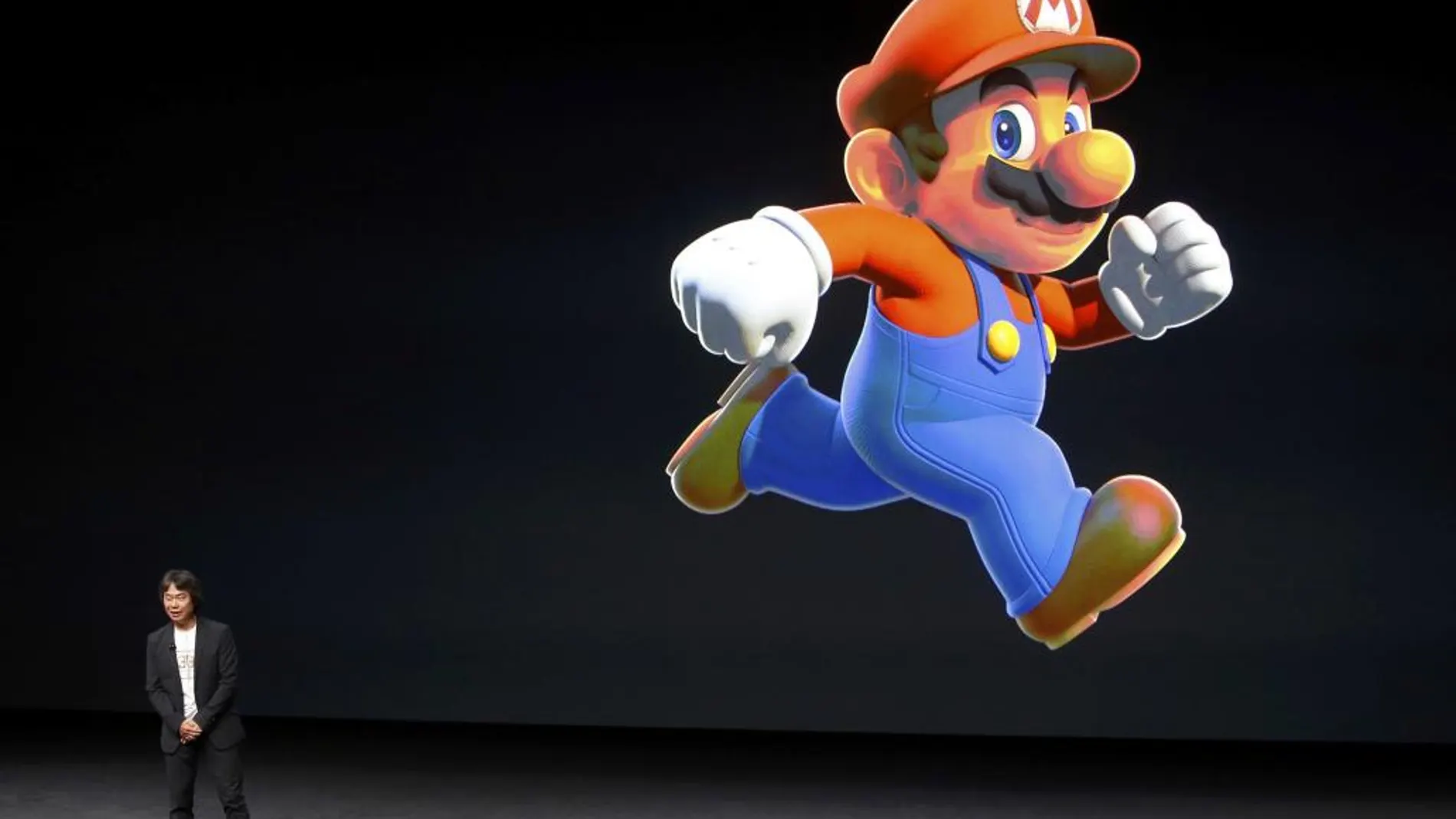 El creativo de Nintendo Shigeru Miyamoto, durante el acto de Apple en el que la empresa anunció sus novedades