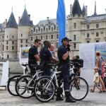 Policías en la inauguración hoy de "Paris Plages"