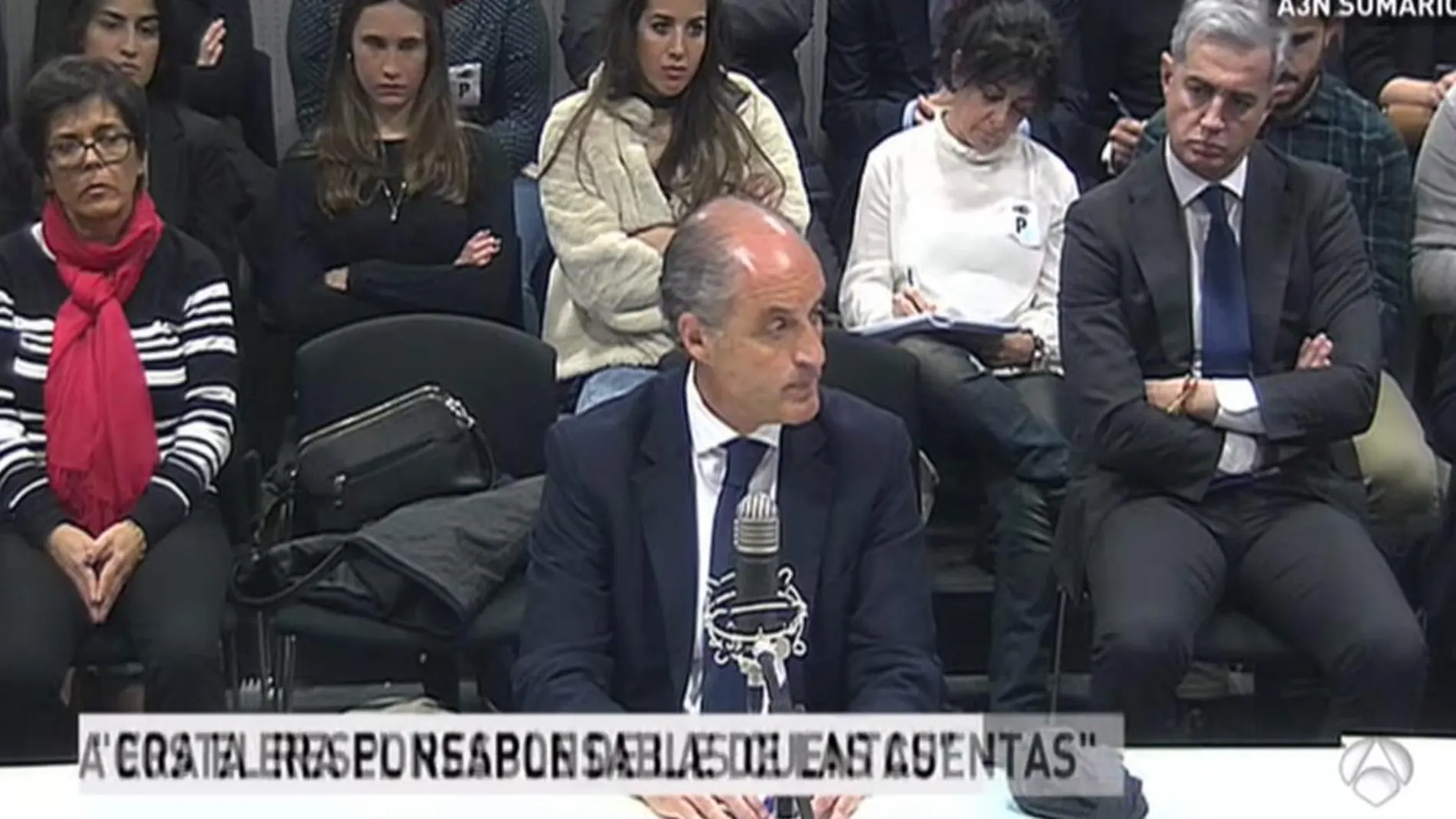 Antena 3. El expresidente Camps declaró como testigo en la Audiencia Nacional en marzo de este año. La Fiscalía no le preguntó por las acusaciones de Ricardo Costa.