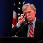 El asesor de Seguridad Nacional estadounidense, John Bolton, en rueda de prensa en Tiblisi / Foto: Reuters