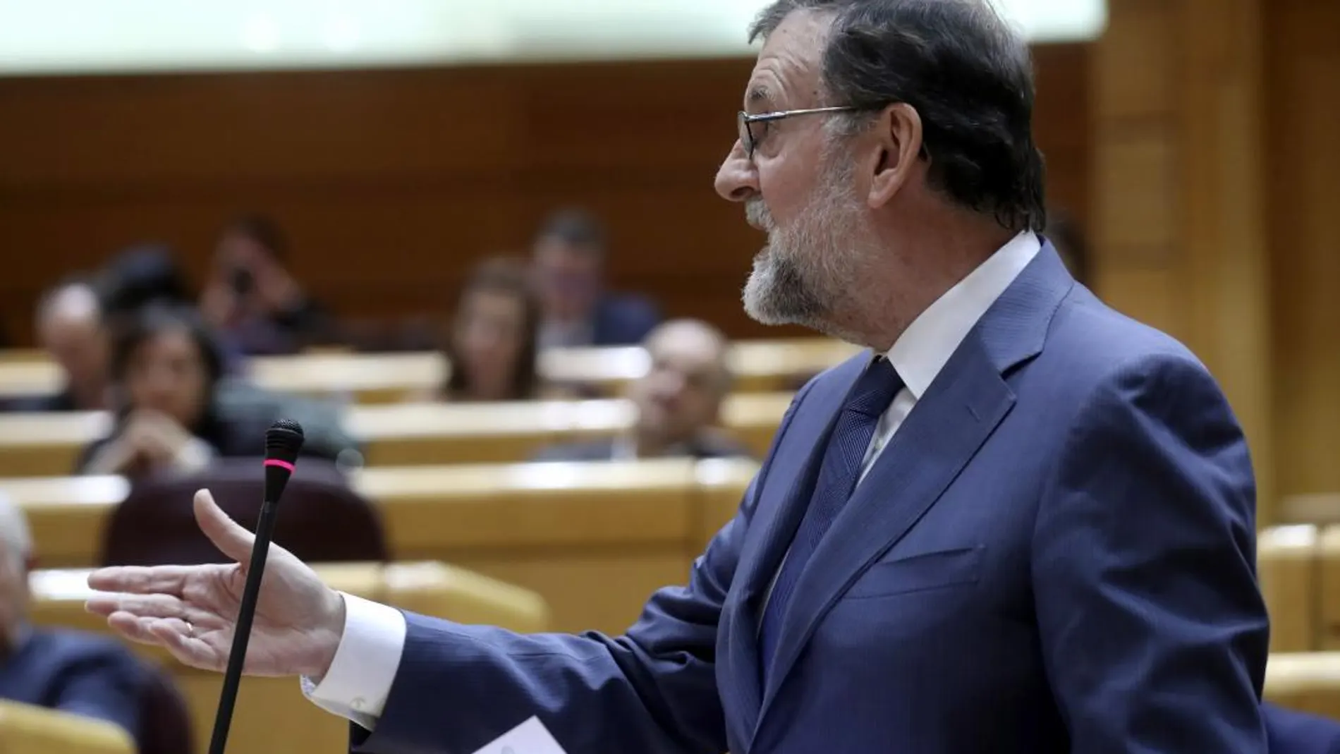 GRAF6196. MADRID, 06/03/2018.- El presidente del Gobierno, Mariano Rajoy, durante la sesión de control al Gobierno celebrada esta tarde en el pleno del Senado. EFE/Kiko Huesca