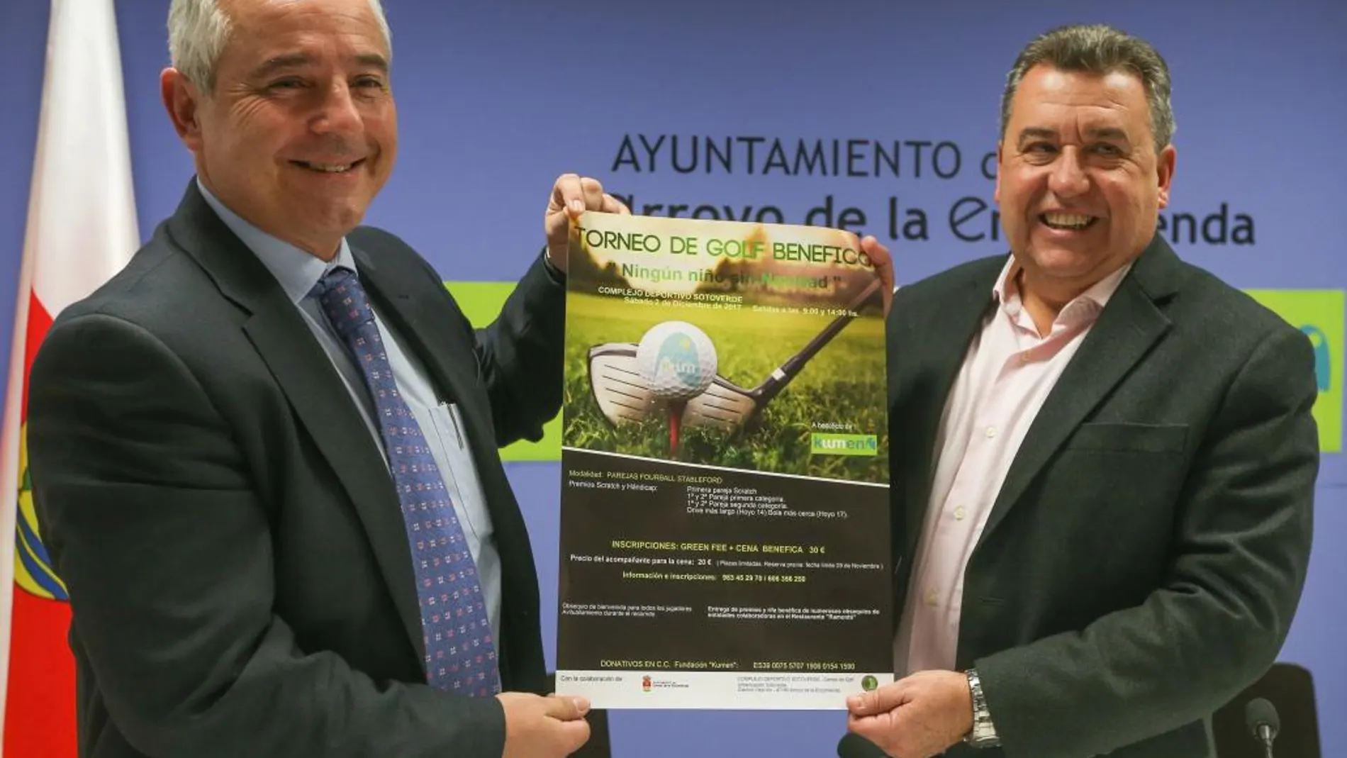 El presidente de la Fundación Kumen, Alberto Pérez Soto, y el alcalde de Arroyo, José Manuel Barrio, presentan el torneo de golf benéfico