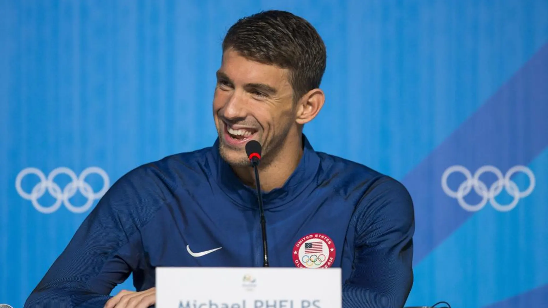 Michael Phelps durante la rueda de prensa