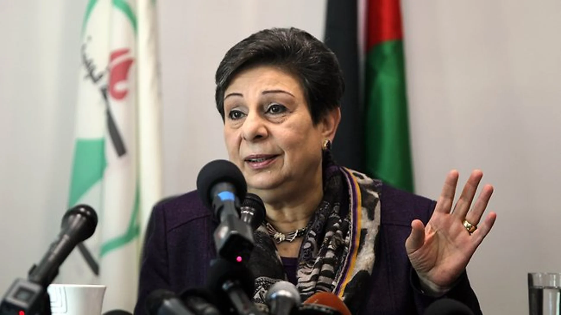 Hanan Ashrawi, miembro del comité ejecutivo de la OLP.