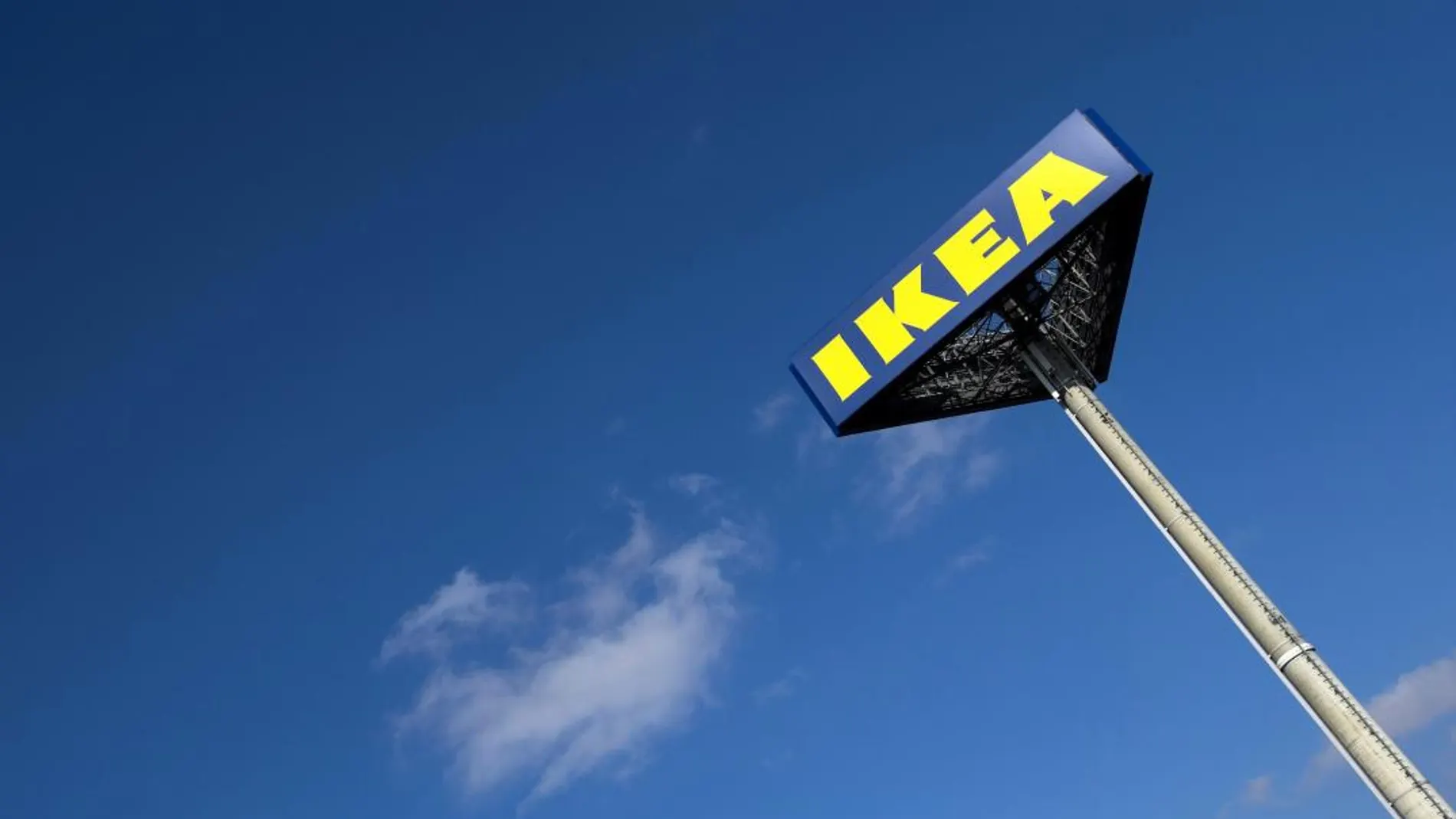 La investigación concierne en concreto dos pactos fiscales concedidos en 2006 y 2011 a la empresa Inter IKEA, uno de los dos grupos que operan el negocio de la multinacional sueca de venta de mobiliario