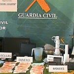Detenidas 26 personas en Valdepeñas (Ciudad Real) por introducir cocaína por Barajas