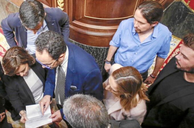 Ayllón, Madina, Santamaría, Hernando, Homs, Pastor, Iglesias y Rufián debaten el borrador de la declaración sobre ETA