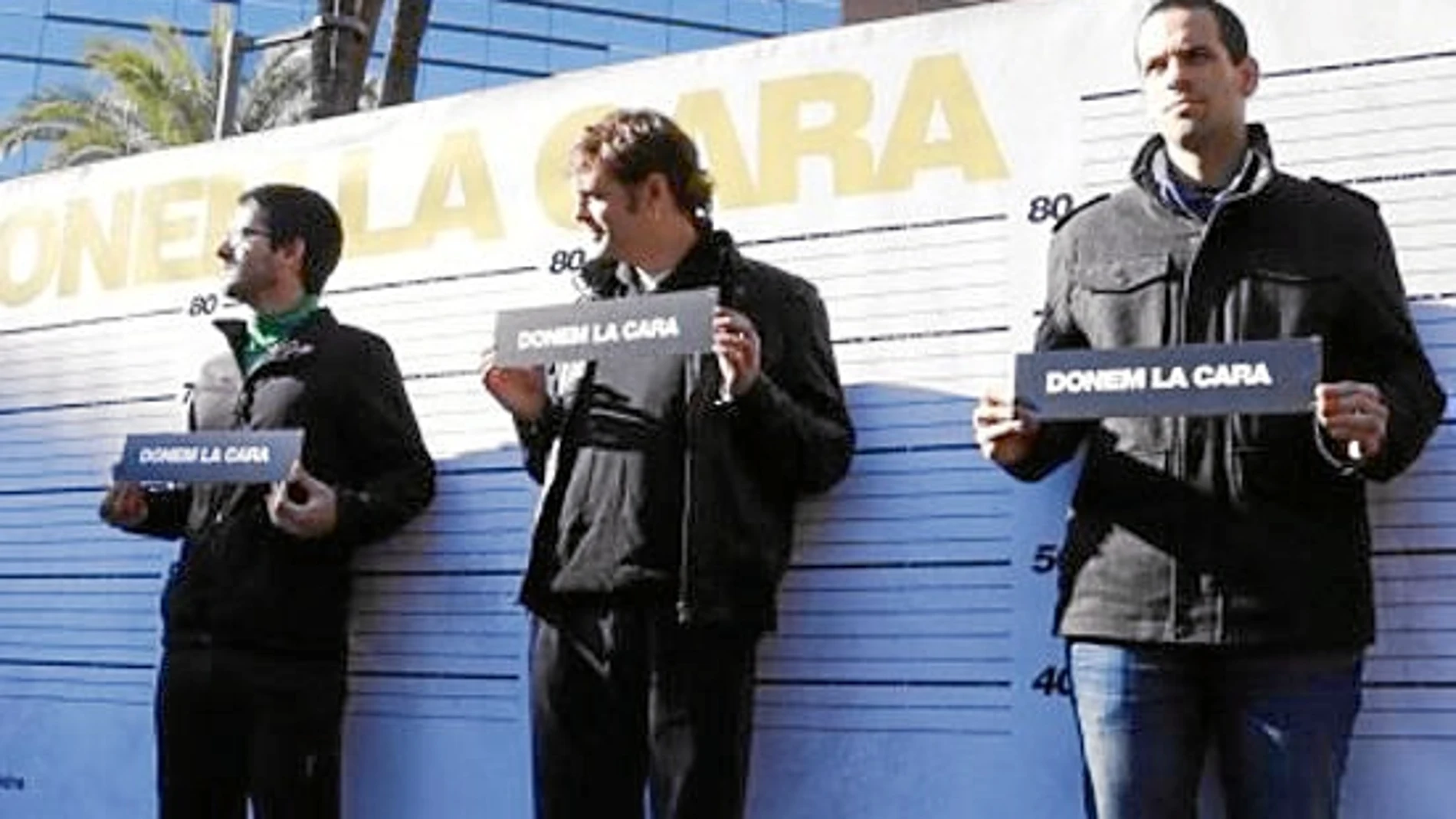 Los jóvenes fueron detenidos tras acudir a la sede de la conselleria de Interior a Rimaia.
