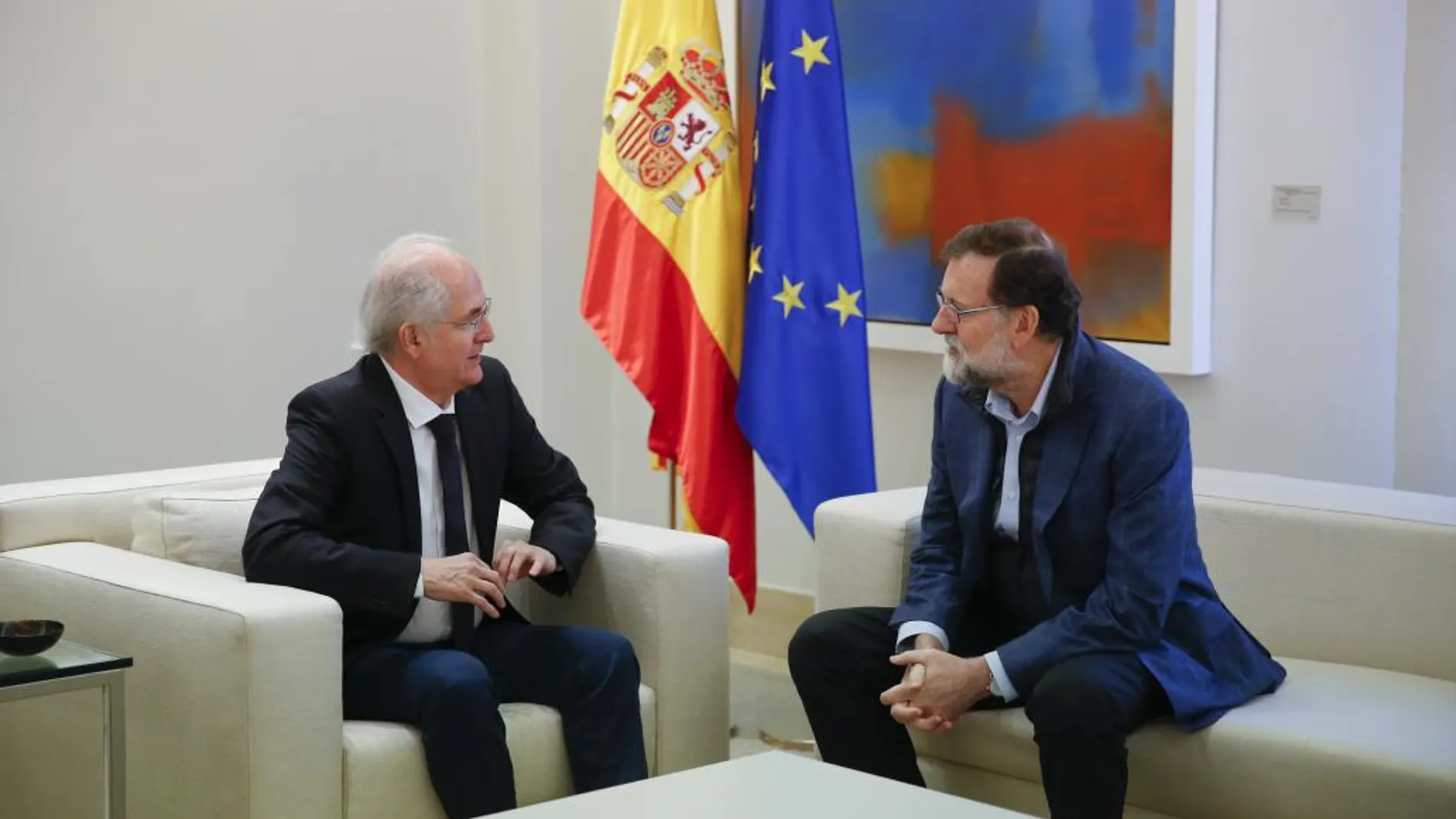 Antonio Ledezma con Rajoy, en el Palacio de la Mocloa