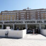 El primer paso de la fusión entre el hospital Virgen Macarena y el Virgen del Rocío fue la unificación de sus gerencias, materializada en 2012
