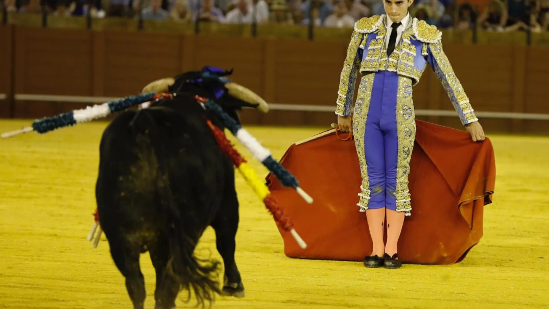 El novillero Manuel Perera ayer, en la Maestranza de Sevilla / Toromedia Comunicación