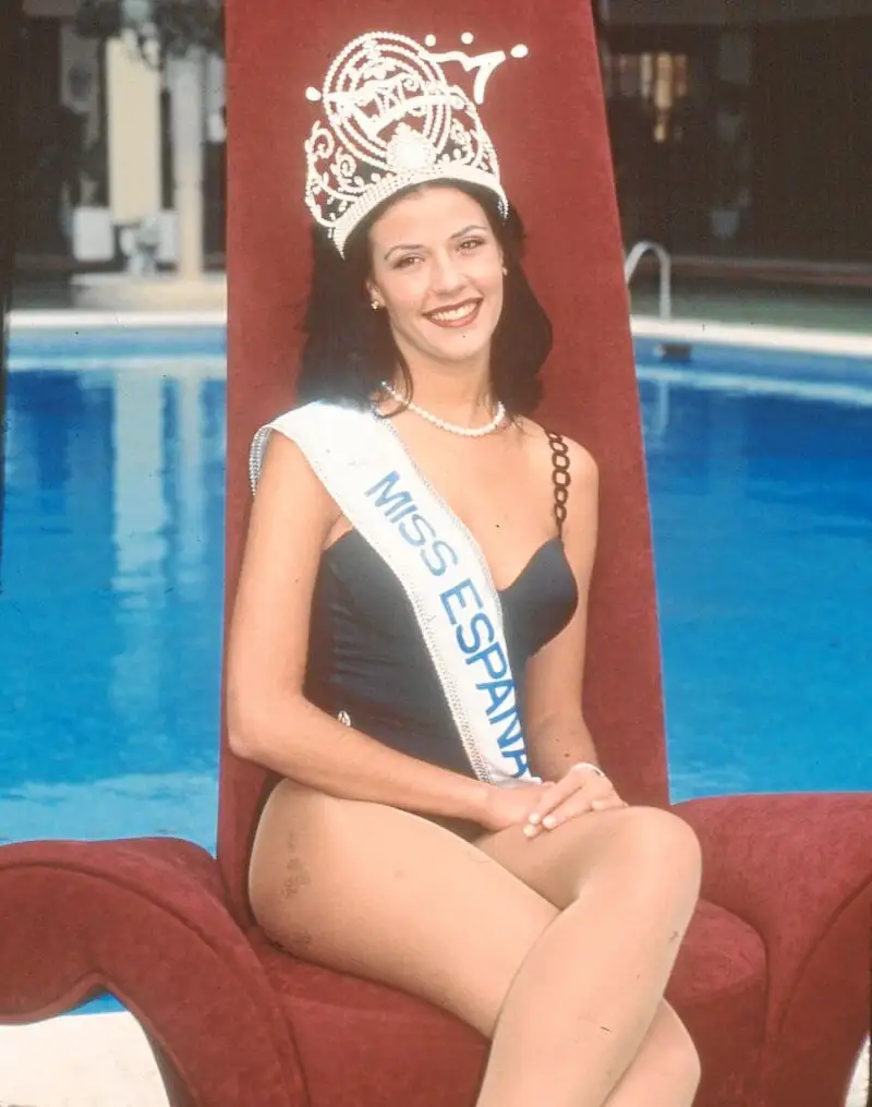 Inés Sainz en una imagen de 1997, cuando se alzó con la corona de Miss España