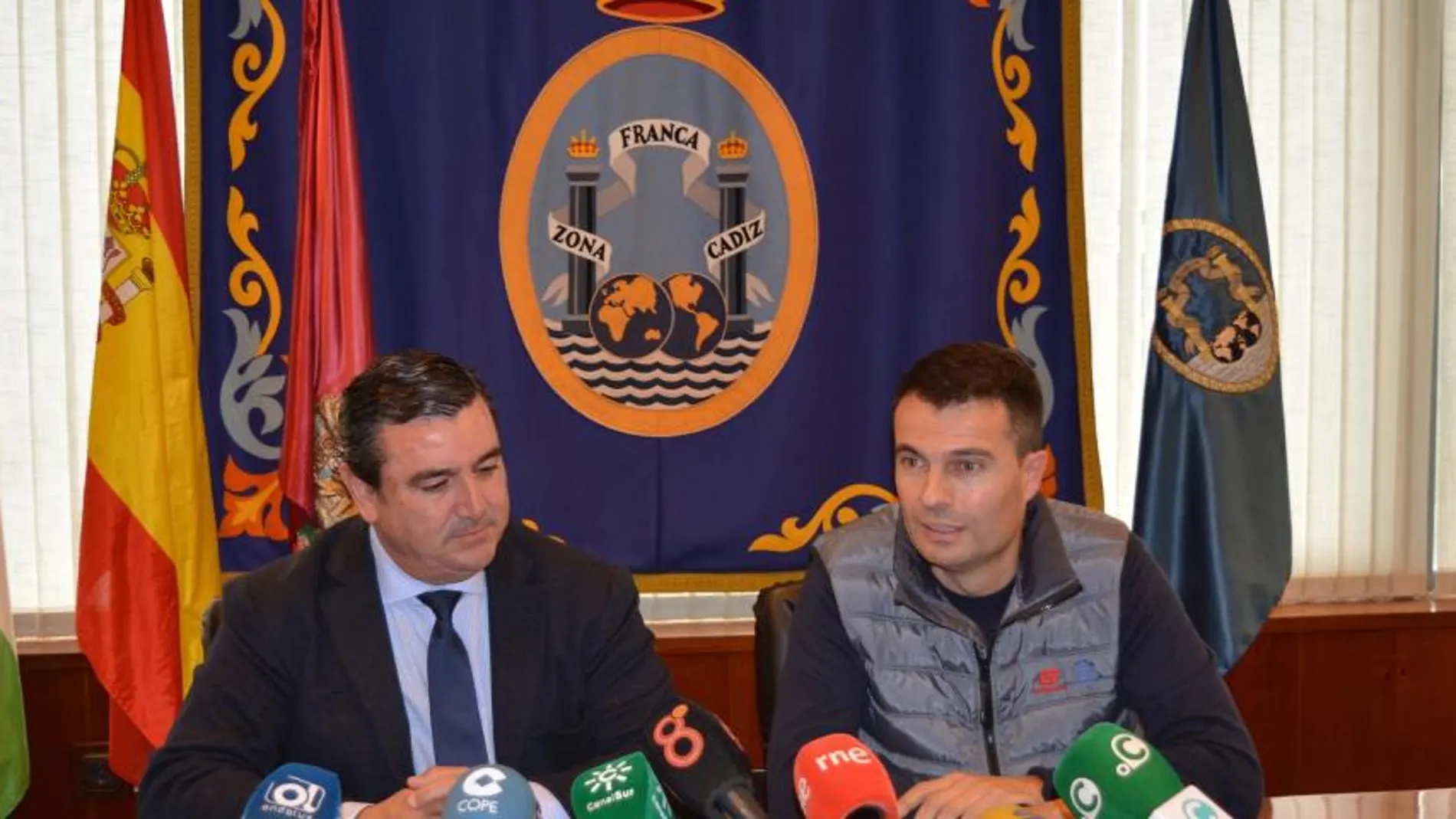 La empresa Torrot instalará en Cádiz una planta que abrirá en octubre