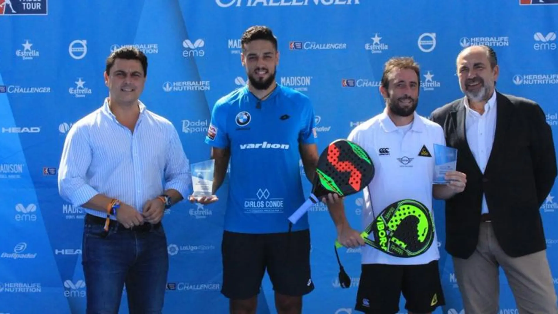 Pablo Lijó y Maxi Grabiel, con el trofeo