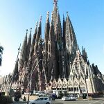 Reconstrucción digital de cómo quedará en 2026, coincidiendo con el centenario de la muerte de Antoni Gaudí, el templo soñado por el arquitecto modernista.