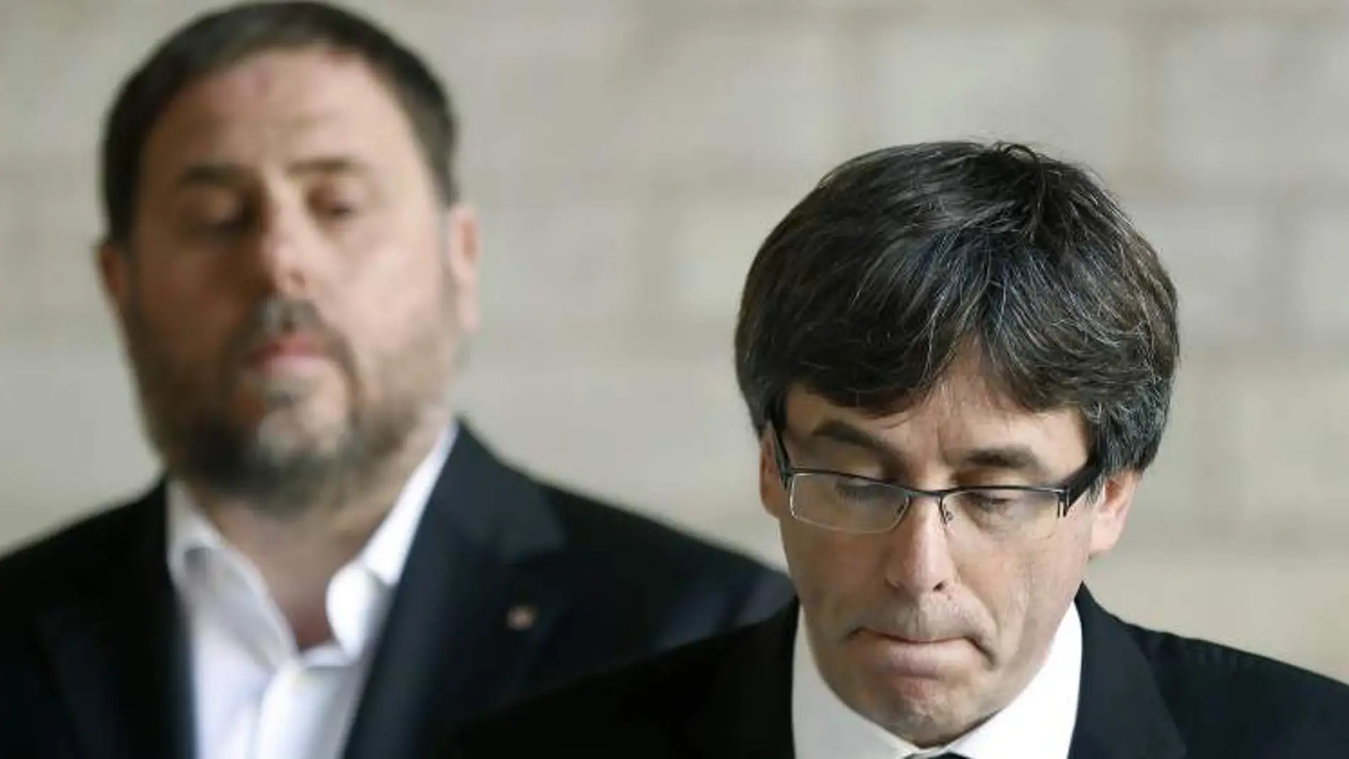 El fracaso de Puigdemont ante Oliu y Fainé impedir el traslado