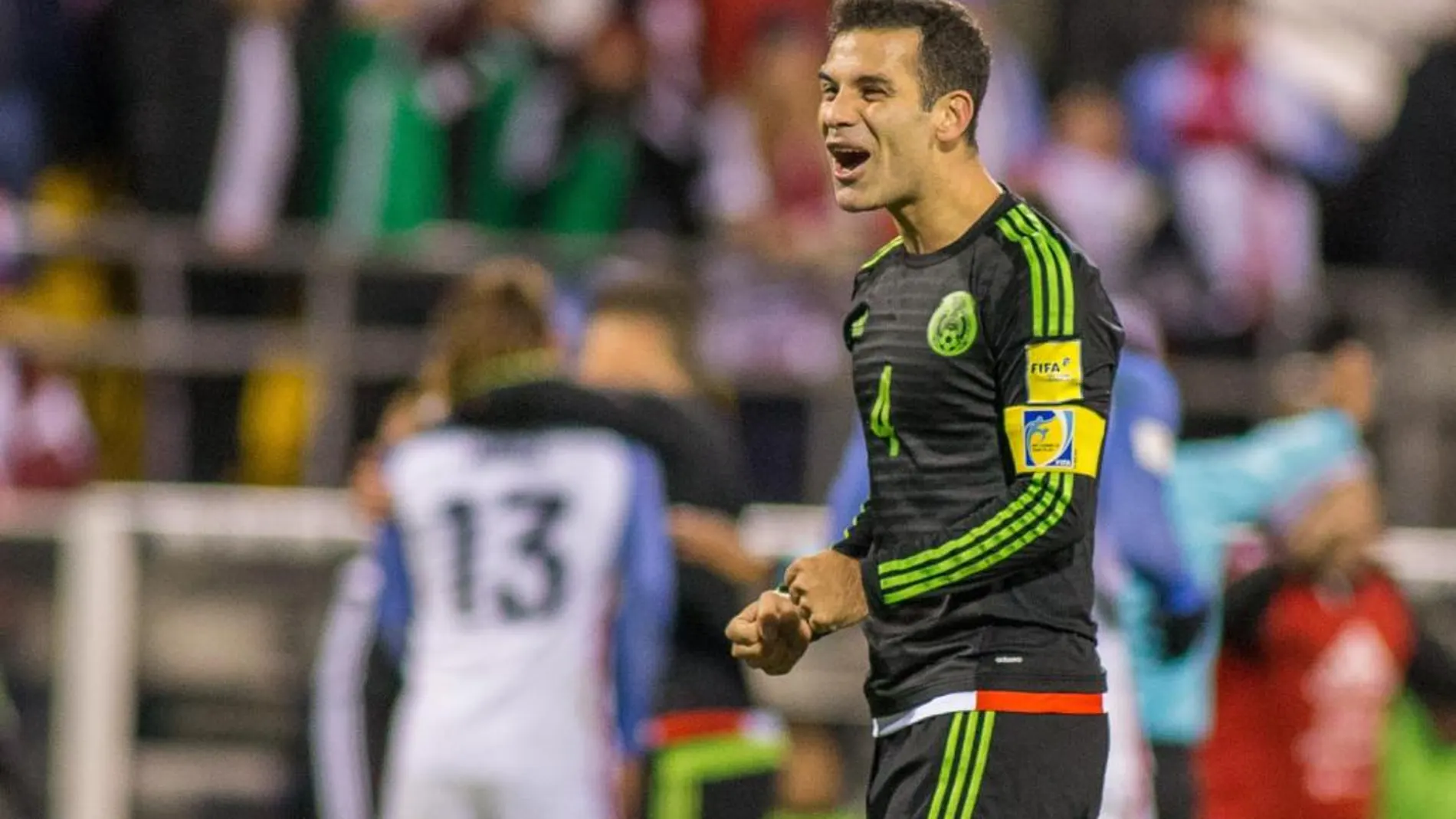 Rafa Márquez celebra el gol que dio la victoria a México en Ohio