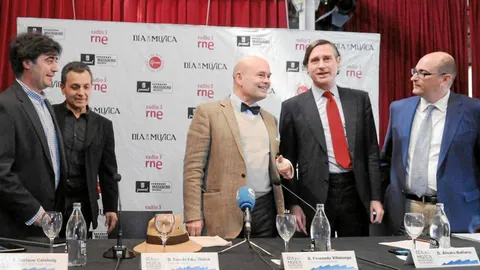 Tomás Fernando Flores, Enrique Calabuig, Fernando Villalonga, Álvaro Ballarin y Manuel Lagos, en la presentación del programa