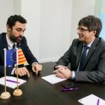 Torrent, ayer con Puigdemont en Bruselas