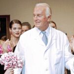 Último desfile de Givenchy, el 11 de julio de 1995