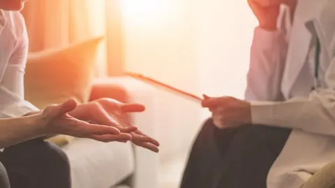 La terapia cognitivo conductual, efectiva en el tratamiento de la esquizofrenia