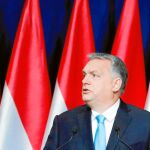 El primer ministro húngaro, el ultranacionalista Viktor Orban, llamó a sus correligionarios del PPE «tontos útiles»