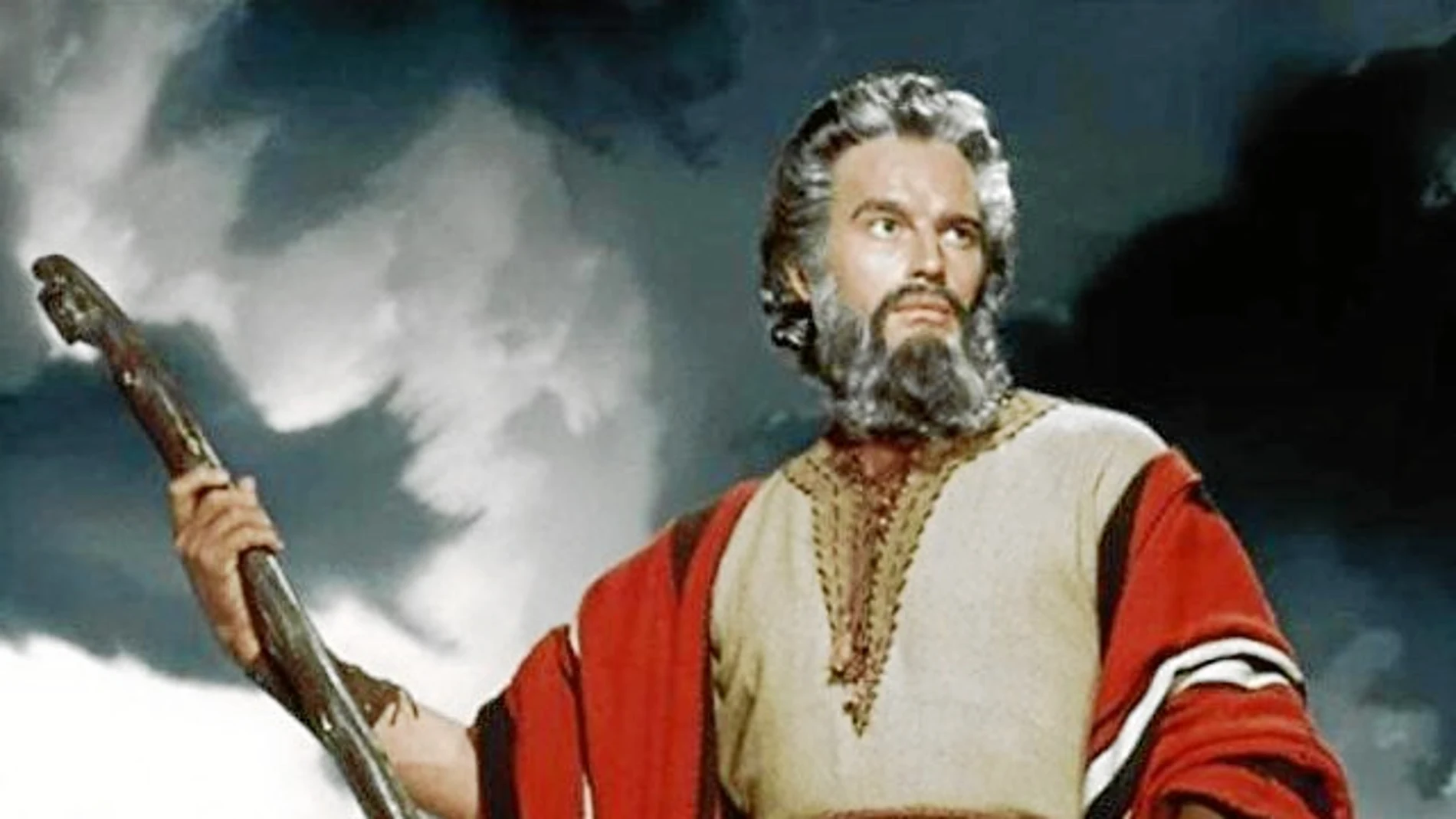 Charlton Heston, en una escena de «Los diez mandamientos», una de las obras que quedan libres de derechos en este nuevo año