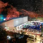 El festival Starlite se celebra en un enclave único: un reducido anfiteatro de roca al aire libre en la cantera de Nagüeles con una acústica excepcional