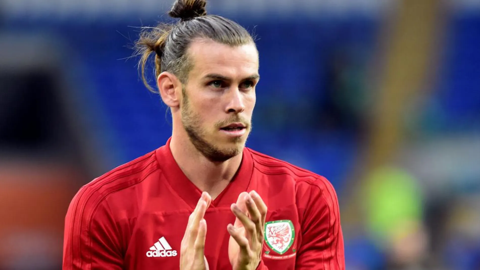 Gareth Bale, durante un partido con la selección de Gales / Reuters