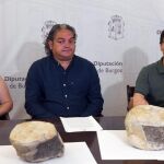 Fidel Torcida, Víctor Urién y Caterine Arias presentan la campaña de excavaciones en el yacimiento de Torrelara