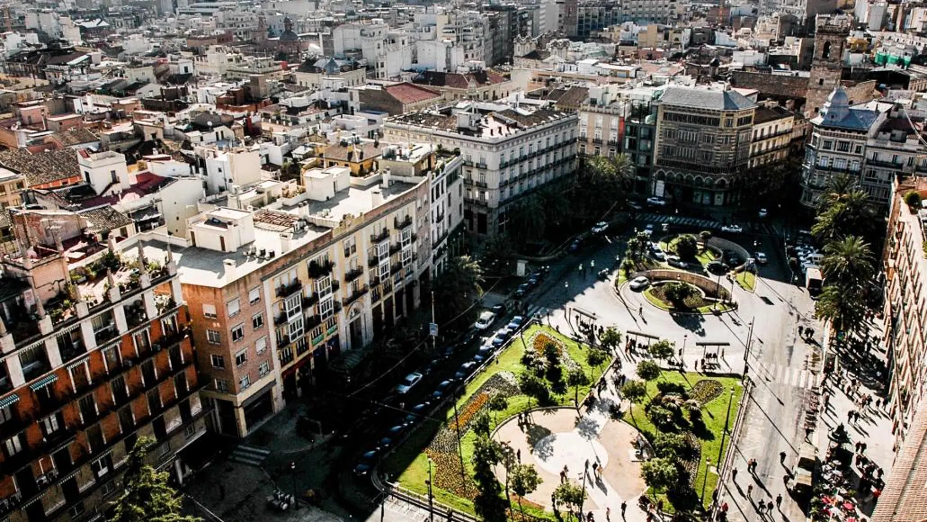 Imagen de la Plaza de la Reina vista desde la torre de El Miguelete