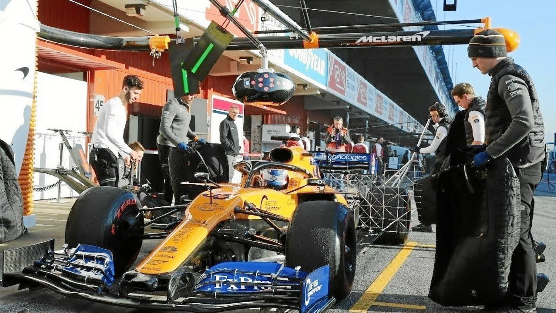 Carlos Sainz y su McLaren, en los ensayos de esta semana en el circuito de Montmeló pretemporada de McLaren y Sainz poco o nada tiene que ver con las vividas por Alonso