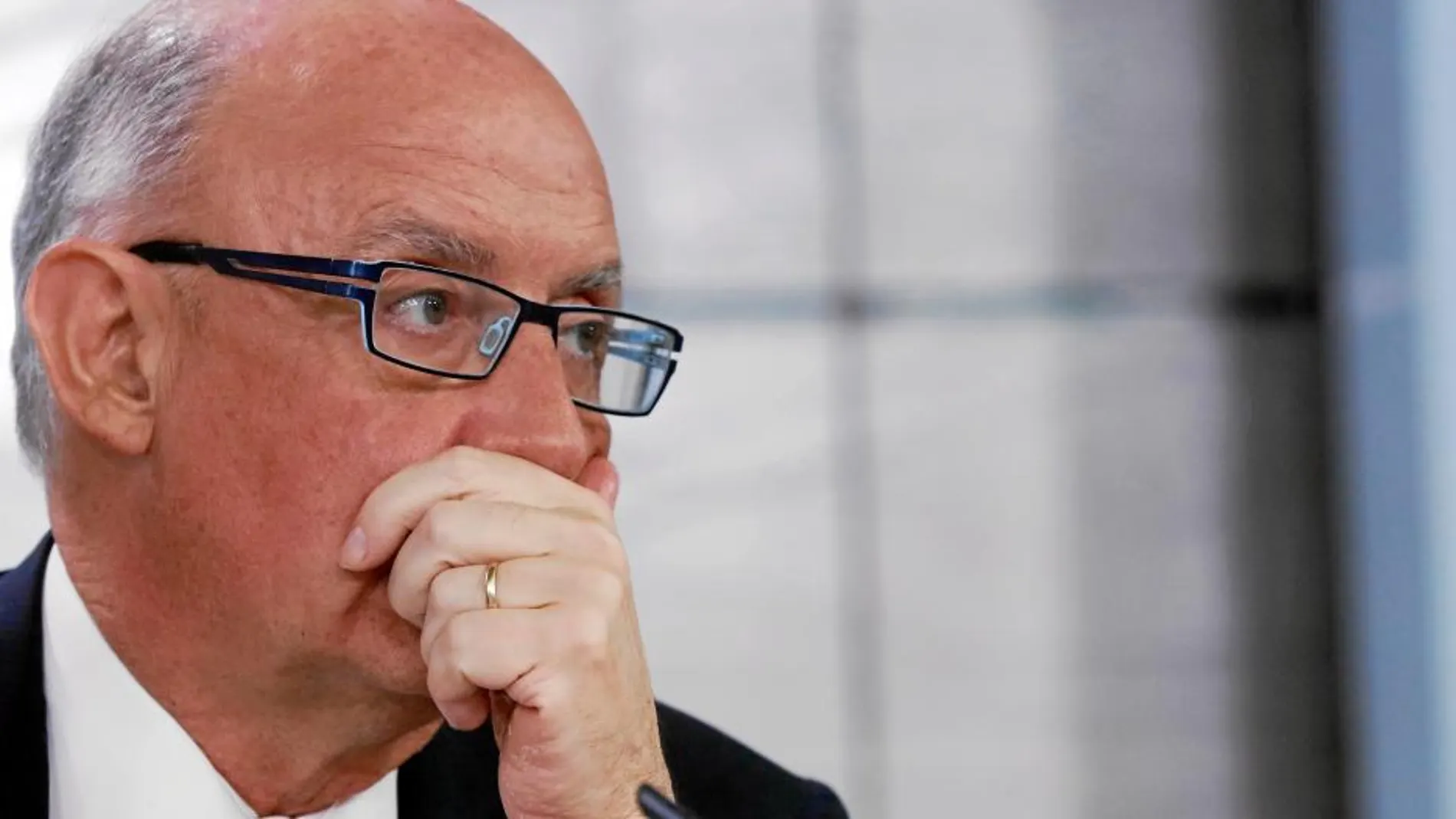 Cristóbal Montoro, ministro de Hacienda, el pasado jueves, después de que los PGE pasaran el trámite de las enmiendas a la totalidad / Efe