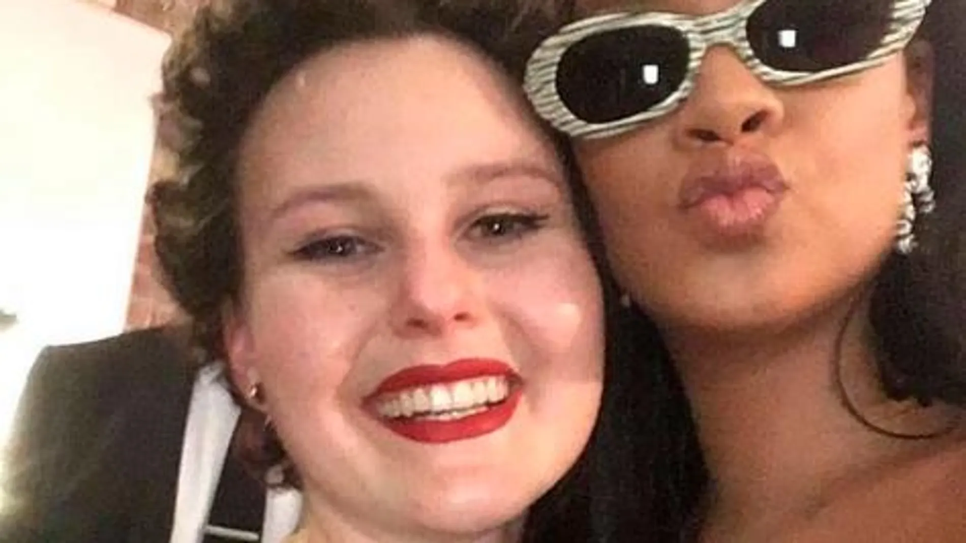 La cantante Rihanna y Monia / Foto: Instagram