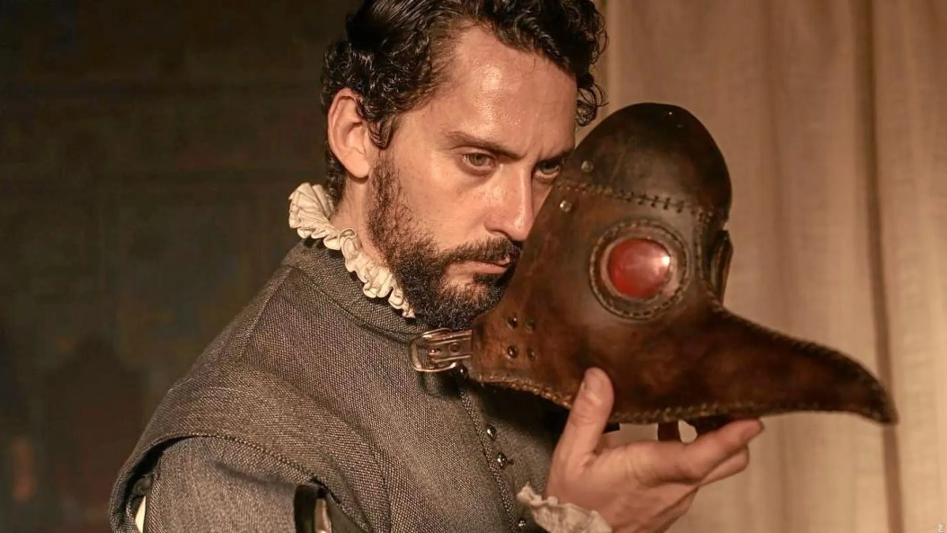 Paco León en una de las imágenes de «La peste», cuyos visionados han superado a «Juego de tronos»