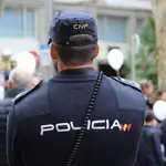  Un peligroso delincuente, herido de un disparo tras atacar a policías nacionales con una catana en Jerez