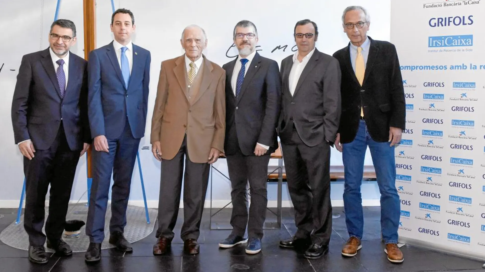 De izquierda a derecha Àngel Font, Víctor Grífols, Josep Vilarasau, Albert Barberà, Raimon Grífols y Bonaventura Clotet