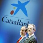 Jordi Gual y Gonzalo Gortázar, presidente y consejero delegado de Caixabank, partidarios de reflexionar sobre las «cuentas públicas»