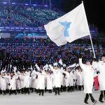 Bajo la misma bandera desfiló ayer el equipo olímpico de las dos Coreas en la ceremonia de inauguración de los Juegos de Invierno de Pyeongchang