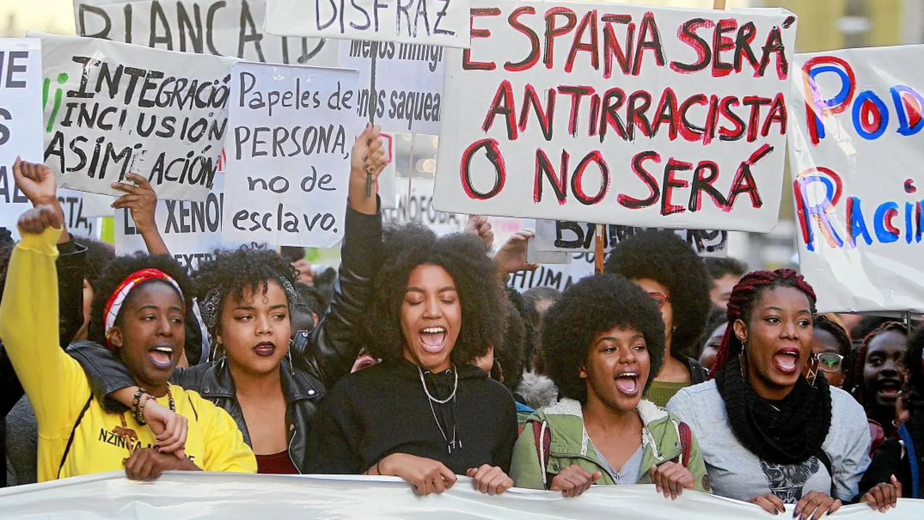 Manifestación contra el racismo que recorrió las calles de Madrid el pasado mes de noviembre en el 25 aniversario del asesinato de Lucrecia Pérez