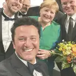  El «selfie» del verano: Merkel con Lohengrin