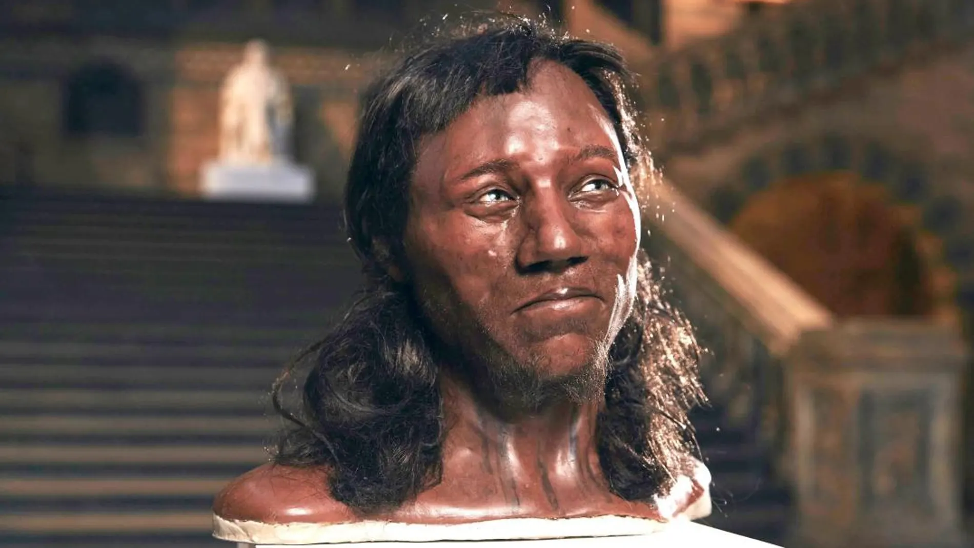 El Museo de Historia Natural de Londres para Channel 4/Plimsoll Productions que muestra el rostro del llamado "Hombre de Cheddar".