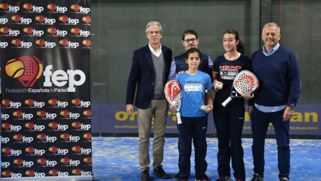 Dos de las campeonas en la cita