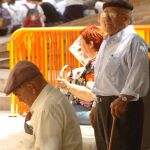ARCHIVO. Uno de los problemas del sistema, señala el economista José Antonio Herce, es que las pensiones que se pagan son superiores a las cotizaciones que aportaron los beneficiarios