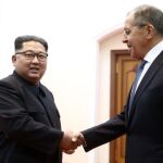 El canciller ruso, Serguéi Lavrov, se reunió hoy con el máximo líder norcoreano, Kim Jong-un, en Pyongyang