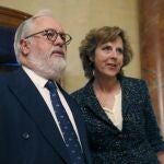 Connie Hedegaard, comisaria europea de Acción por el Clima, y Miguel Arias Cañete, ministro de Agricultura, Alimentación y Medio Ambiente.