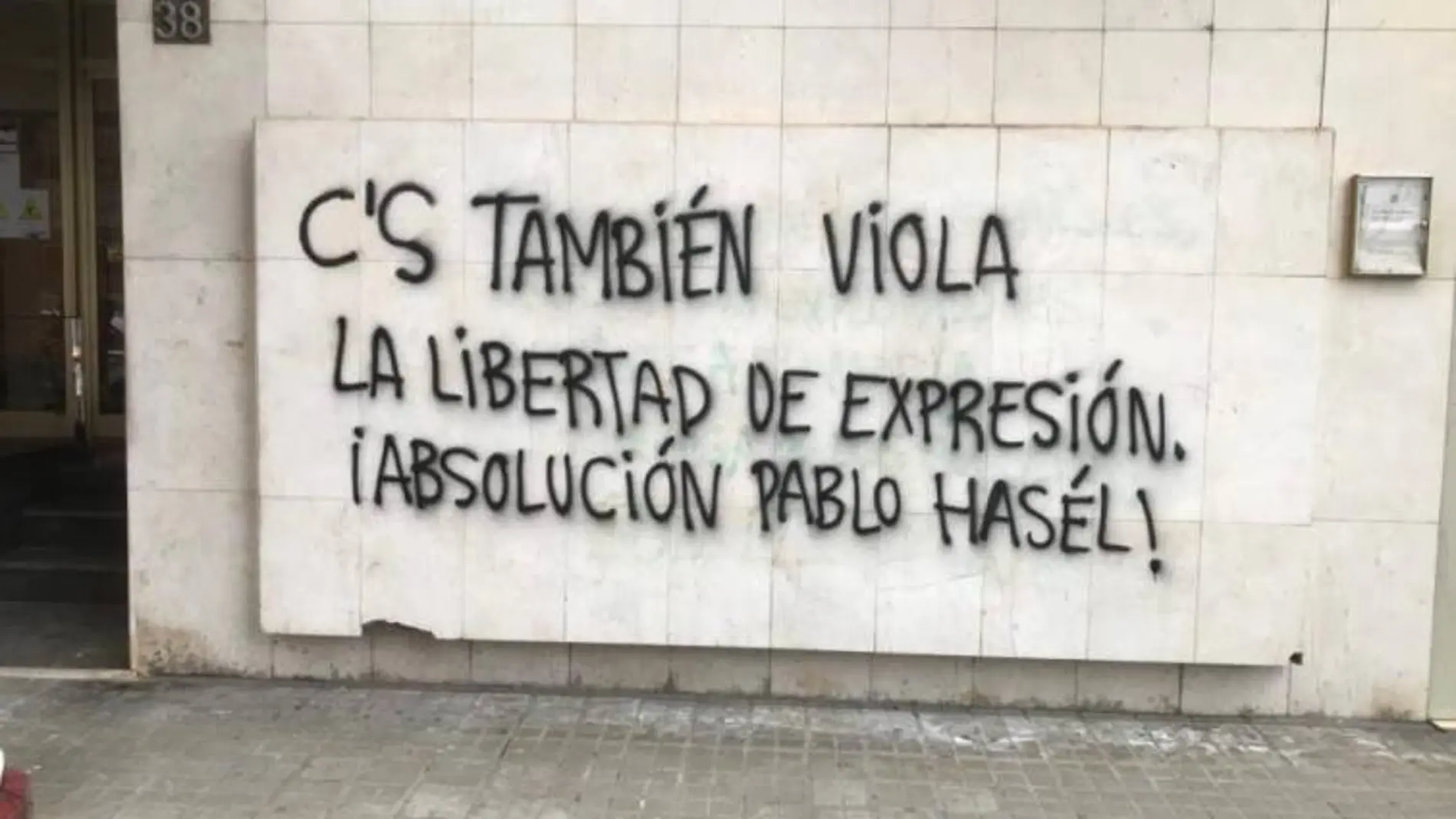 La sede de Cs Lleida, atacada de nuevo
